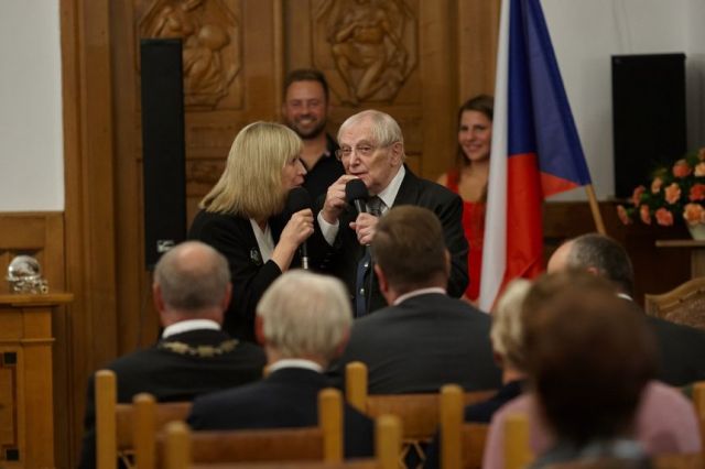 192239_kn1_2083.jpg
