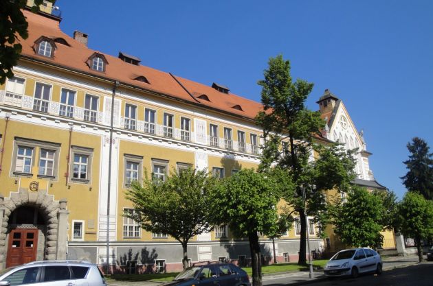Gymnázium
Autor MIC Sušice

