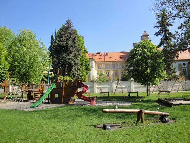 Dětské hřiště u Gymnázia
Autor MIC Sušice
