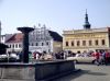 Název souboru=SS2014veterani_namesti_28229.JPG
Velikost souboru=56KB
Rozměry=630x472
Datum přidání=%26. %437 %2014 SS2014veterani_namesti_28229.JPG