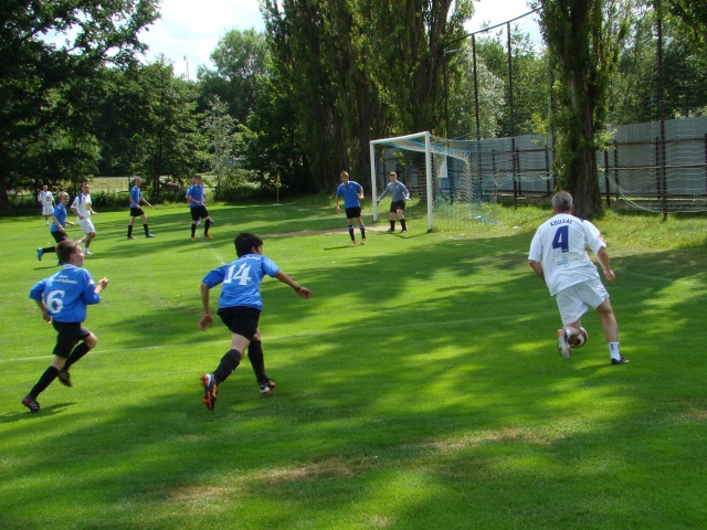 Starší žáci vs. Výboři, rodiče
Keywords: Bělá fotbal