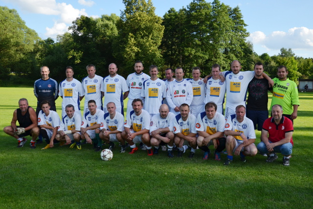 Fotbalové utkání týmů, které postoupily do 1.B třídy r. 2004 a r. 2015
Keywords: Bělá fotbal